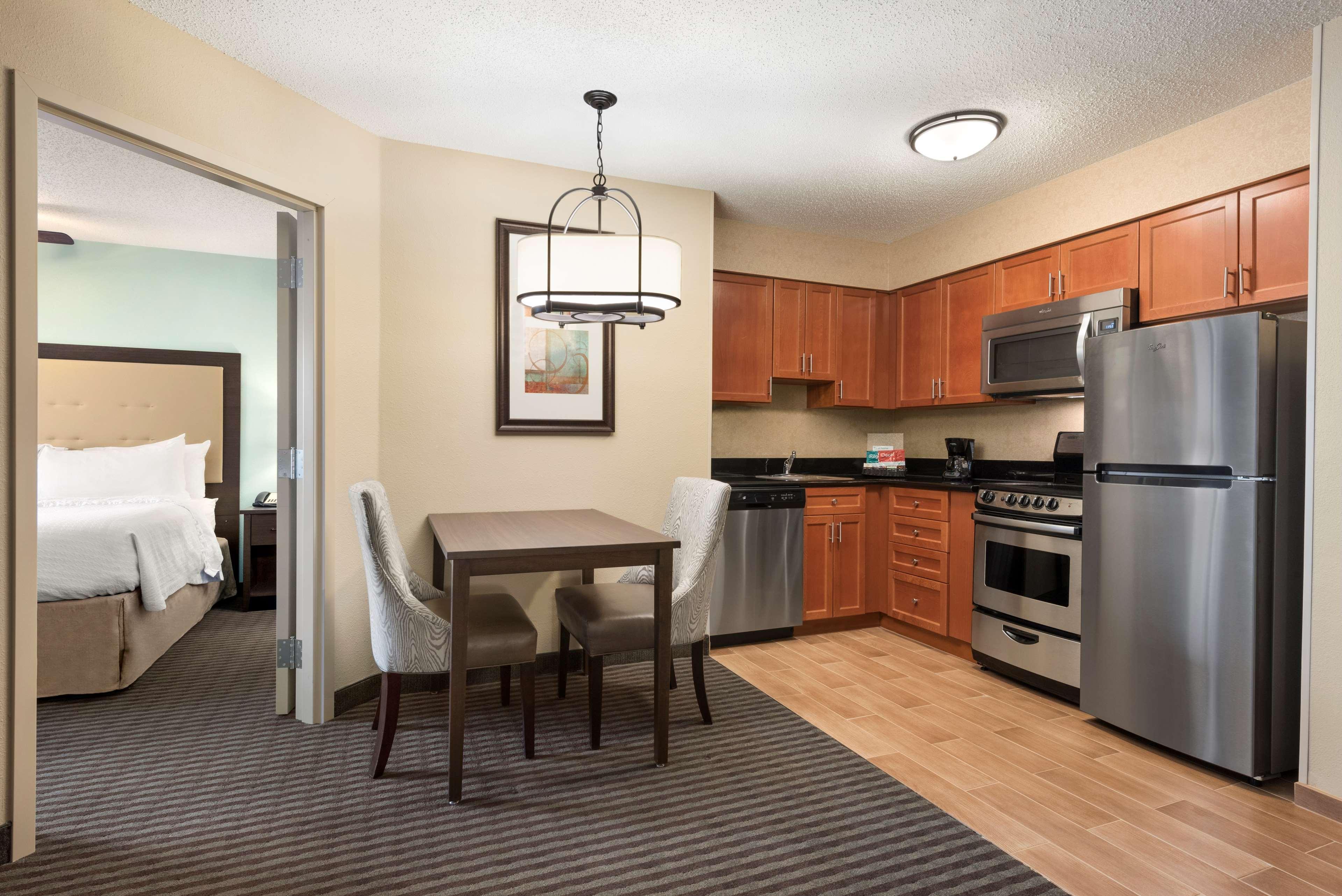 Homewood Suites By Hilton Columbus-Hilliard Εξωτερικό φωτογραφία