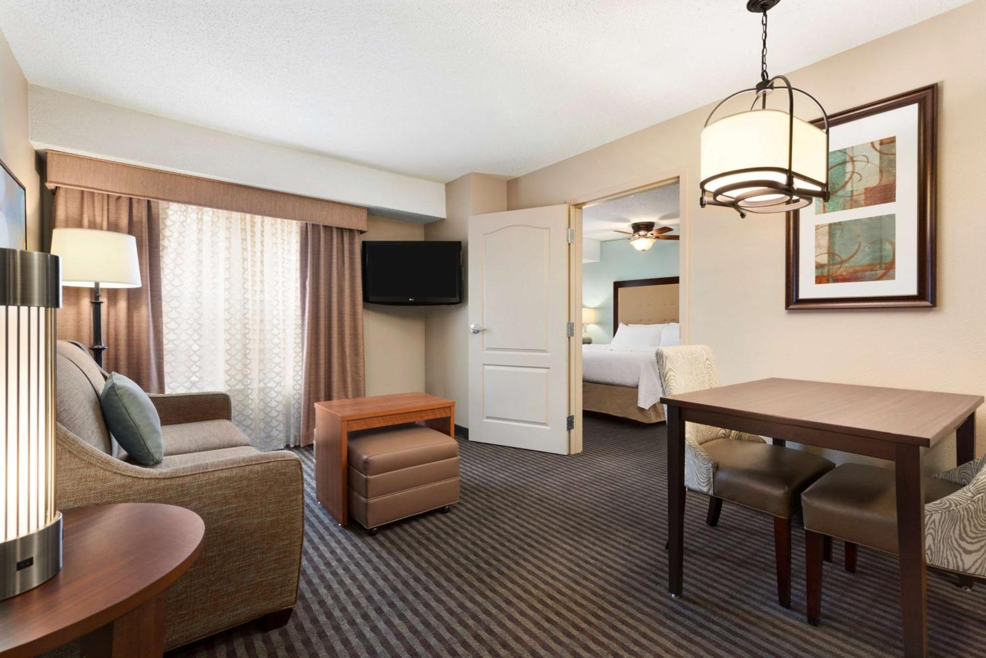 Homewood Suites By Hilton Columbus-Hilliard Εξωτερικό φωτογραφία
