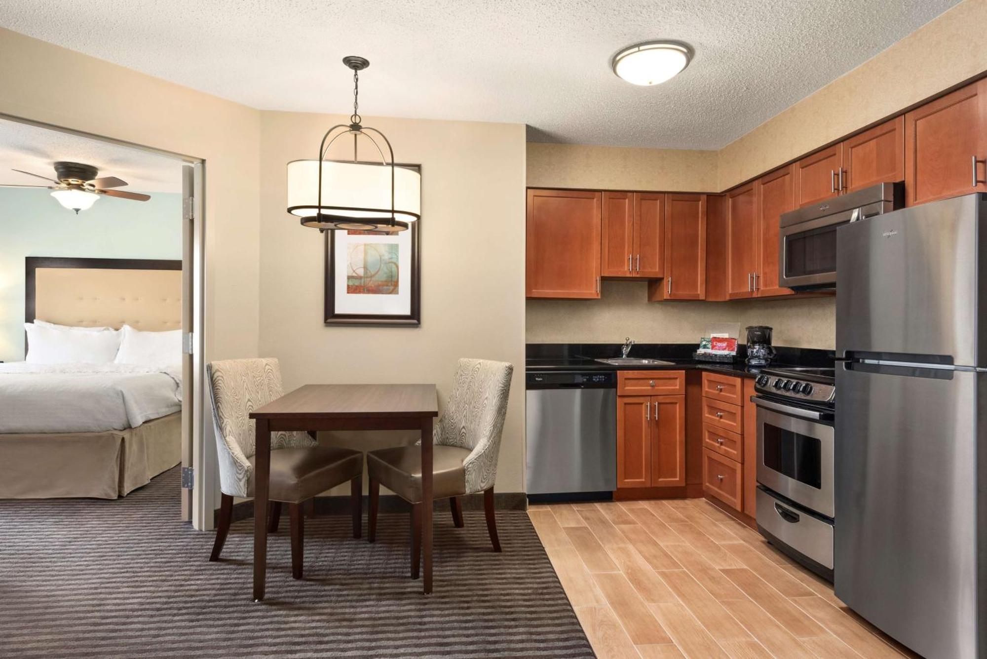 Homewood Suites By Hilton Columbus-Hilliard Εξωτερικό φωτογραφία