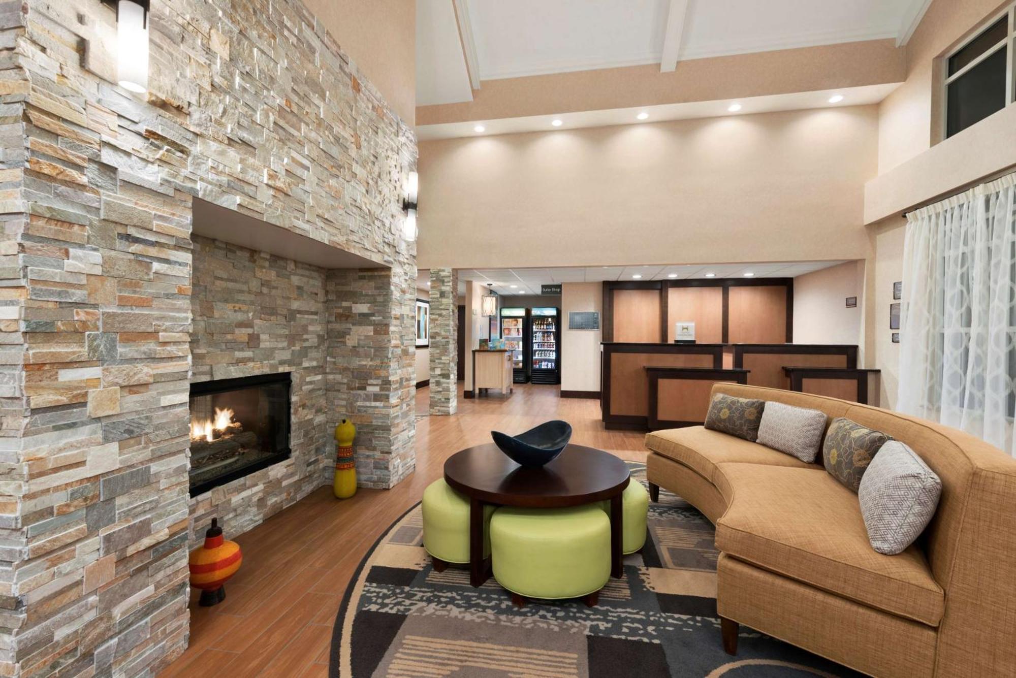 Homewood Suites By Hilton Columbus-Hilliard Εξωτερικό φωτογραφία