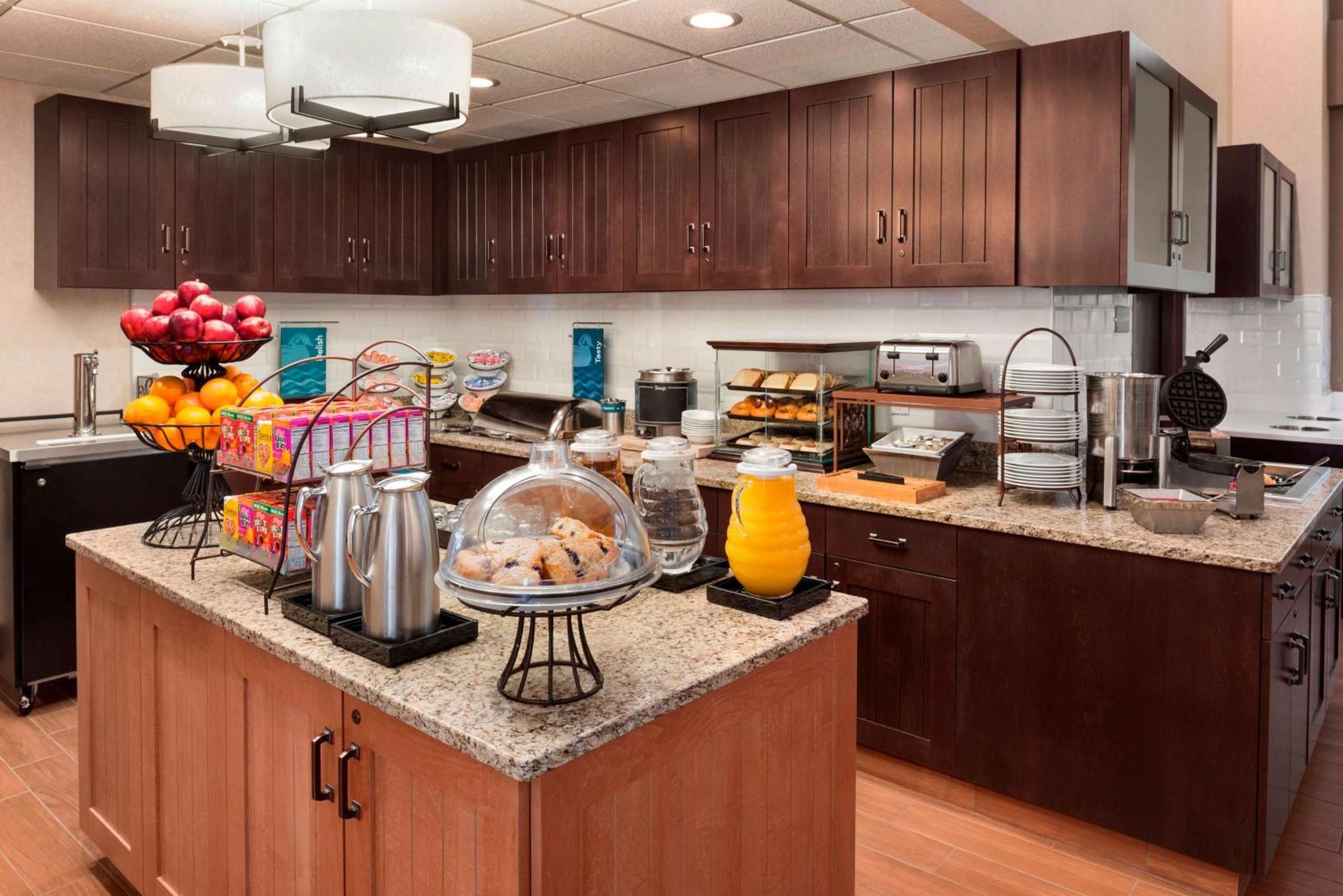 Homewood Suites By Hilton Columbus-Hilliard Εξωτερικό φωτογραφία