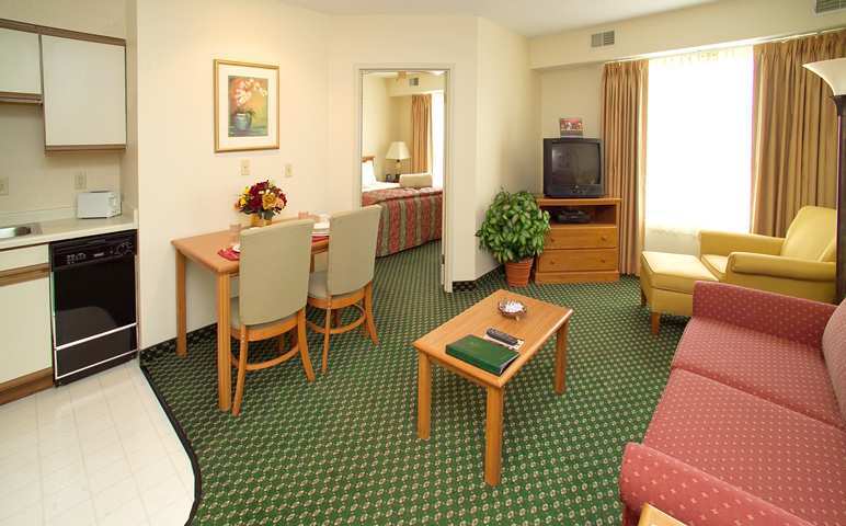 Homewood Suites By Hilton Columbus-Hilliard Εξωτερικό φωτογραφία